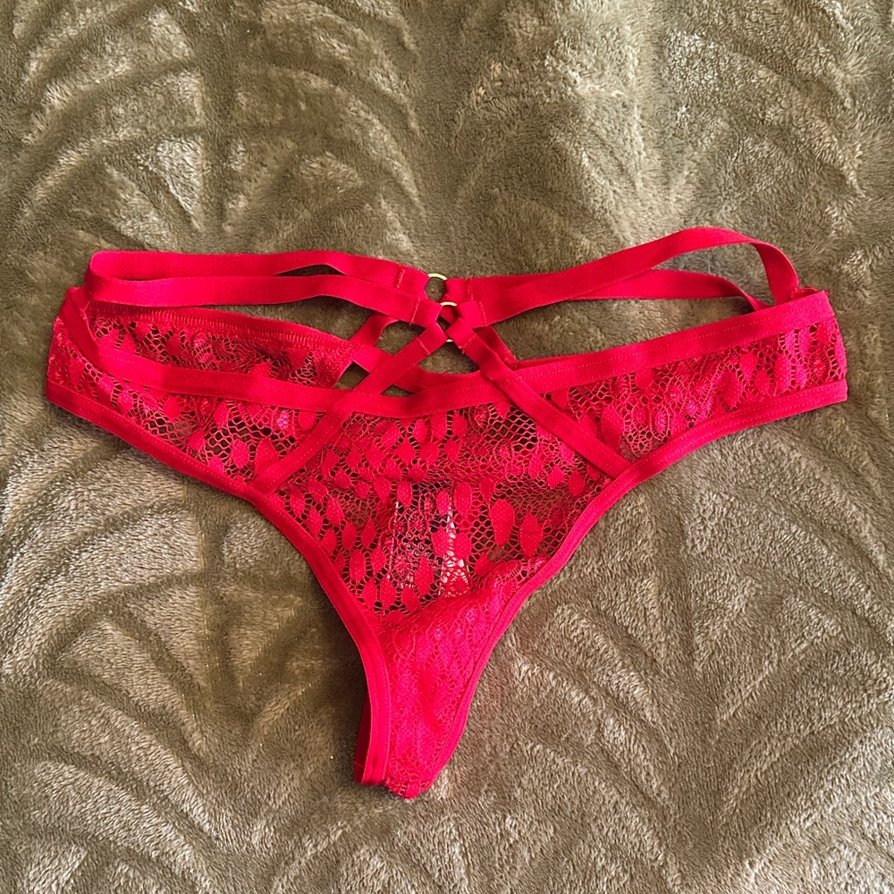 NWT Victorias Secret G String size xs